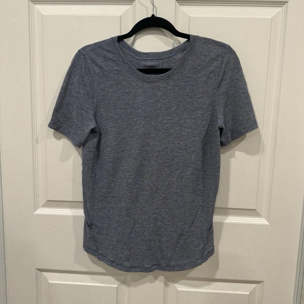 Lululemon Women's Long Distance Short Sleeve Shirt Heathered Nile Blue Size 6
